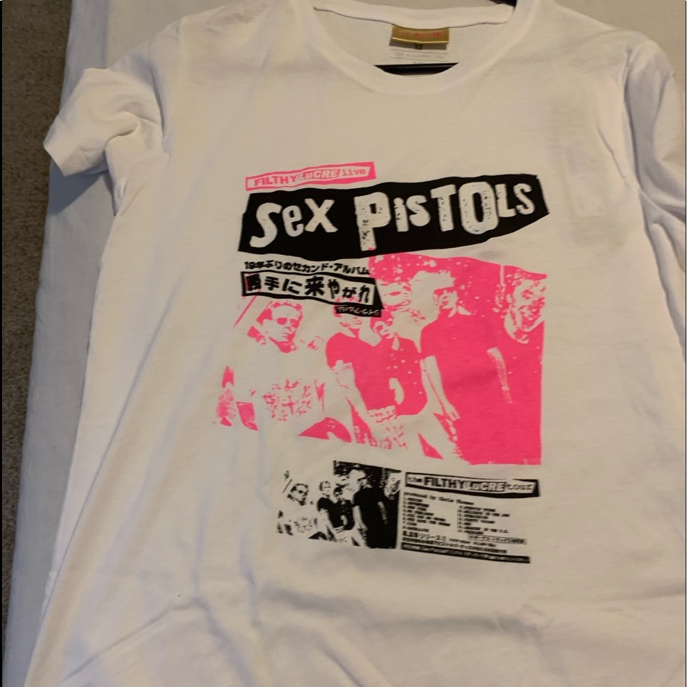 T shirt